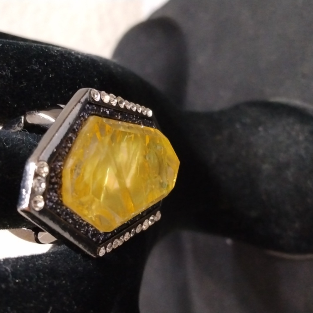 Huge Stretchable Ring - image 1